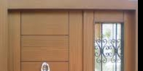 Apartman girriş kapıları